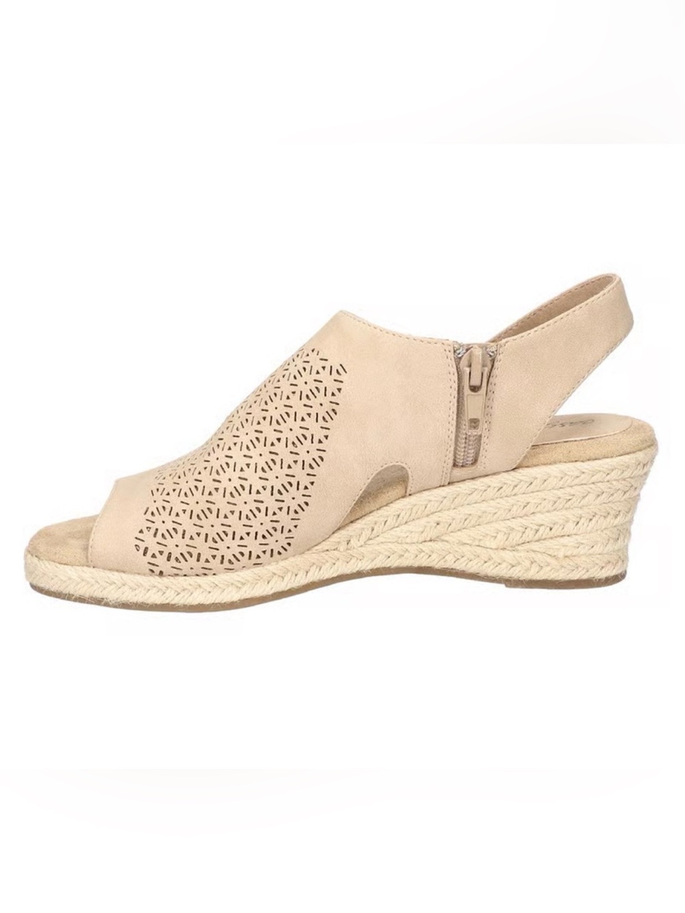 NIB Easy Street Serena Slingback Wedge Sandal in Cream Tan Size 8
